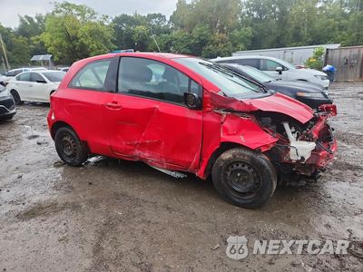 Czwarte zdjęcie samochodu z boku: 2007 TOYT YARIS BASE VIN:JTDJT923275132830 - miniatura