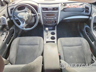 Zdjęcie 8 z 13 samochodu: 2015 NISSAN ALTIMA 2.5 S VIN:1N4AL3APXFN332005 - miniatura