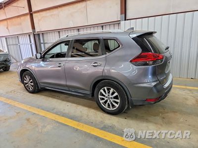 Drugie zdjęcie samochodu z przodu: 2017 NISSAN ROGUE SV VIN:KNMAT2MV9HP608051 - miniatura