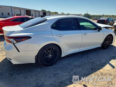 Trzecie zdjęcie samochodu z tyłu: 2021 TOYOTA CAMRY XSE VIN:4T1K61AK4MU613195 - miniatura