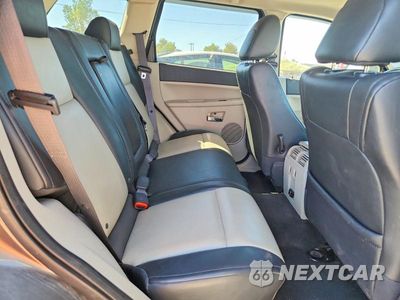 Zdjęcie 11 z 13 samochodu: 2008 JEEP GRAND CHEROKEE LIMITED VIN:1J8HR58248C165158 - miniatura