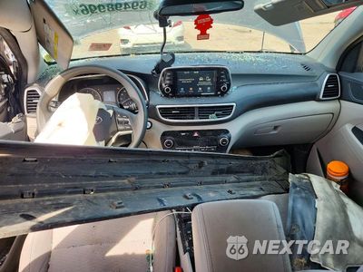 Zdjęcie 8 z 12 samochodu: 2020 HYUNDAI TUCSON SEL VIN:KM8J3CAL1LU093495 - miniatura