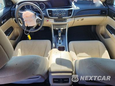 Zdjęcie 8 z 12 samochodu: 2015 HONDA ACCORD EX VIN:1HGCR2F74FA027161 - miniatura