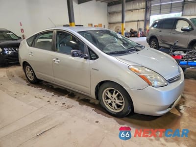 Czwarte zdjęcie samochodu z boku: 2007 TOYOTA PRIUS BASE VIN:JTDKB20U777585114 - miniatura