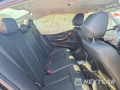 Zdjęcie 10 z 12 samochodu: 2017 BMW 320 XI VIN:WBA8A3C5XHK691981 - miniatura