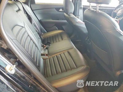 Zdjęcie 10 z 13 samochodu: 2024 KIA FORTE GT VIN:3KPF44AC5RE704066 - miniatura
