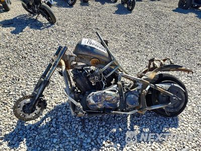 Trzecie zdjęcie samochodu z tyłu: 2008 KAWASAKI VN900 C VIN:JKAVN2C1X8A021266 - miniatura