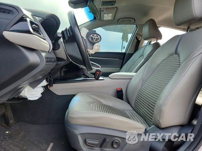 Zdjęcie 7 z 12 samochodu: 2018 TOYOTA CAMRY HYBRID SE VIN:4T1B21HK7JU007984 - miniatura