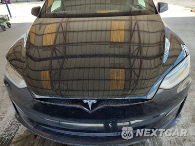 Zdjęcie 11 z 12 samochodu: 2022 TESLA MODEL X VIN:7SAXCBE68NF345920 - miniatura