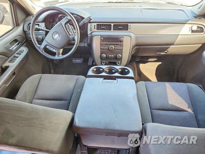 Zdjęcie 8 z 12 samochodu: 2009 CHEVROLET AVALANCHE K1500 LS VIN:3GNFK12029G215080 - miniatura