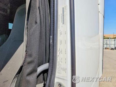Zdjęcie 13 z 14 samochodu: 2023 VOLVO VNL SEMI TRUCK VIN:4V4NC9EH8PN612562 - miniatura