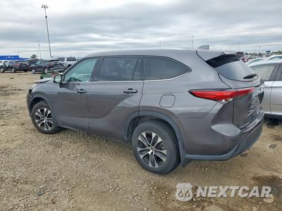Drugie zdjęcie samochodu z przodu: 2022 TOYOTA HIGHLANDER XLE VIN:5TDGZRBH7NS581691 - miniatura