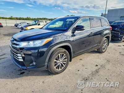 2017 TOYOTA HIGHLANDER XLE 5TDJZRFH4HS392002 - główne zdjęcie licytacji z USA - miniatura