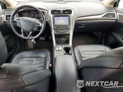 Zdjęcie 8 z 12 samochodu: 2019 FORD FUSION SEL VIN:3FA6P0CDXKR150548 - miniatura