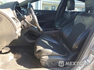 Zdjęcie 7 z 12 samochodu: 2015 CHRYSLER 200 S VIN:1C3CCCBG4FN517687 - miniatura