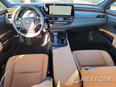 Zdjęcie 8 z 12 samochodu: 2025 LEXUS ES 300H BASE VIN:58ADA1C11SU066274 - miniatura