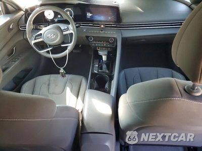 Zdjęcie 8 z 12 samochodu: 2023 HYUNDAI ELANTRA SEL VIN:KMHLS4AG2PU524095 - miniatura
