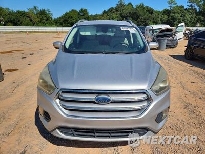 Piąte zdjęcie samochodu w środku: 2017 FORD ESCAPE TITANIUM VIN:1FMCU0JDXHUD83772 - miniatura