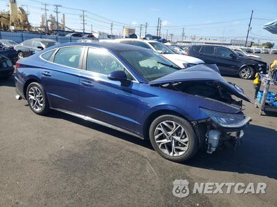 Czwarte zdjęcie samochodu z boku: 2021 HYUNDAI SONATA SEL VIN:5NPEF4JA1MH086205 - miniatura