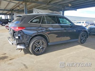 Trzecie zdjęcie samochodu z tyłu: 2025 MERCEDES-BENZ GLC 350E VIN:W1NKM5GB0SF351582 - miniatura