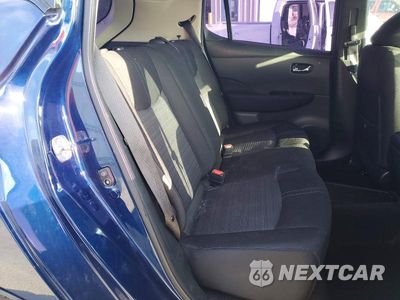 Zdjęcie 10 z 12 samochodu: 2018 NISSAN LEAF SV VIN:1N4AZ1CP4JC303636 - miniatura