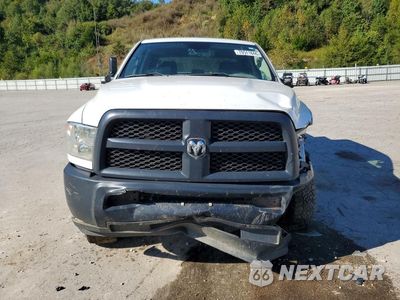 Piąte zdjęcie samochodu w środku: 2016 RAM 2500 ST VIN:3C6UR5CJ2GG347819 - miniatura