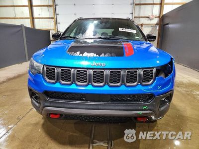 Piąte zdjęcie samochodu w środku: 2026 JEEP COMPASS TRAILHAWK VIN:3C4NJDDN6TT182391 - miniatura