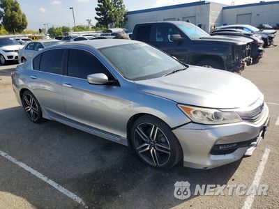 Czwarte zdjęcie samochodu z boku: 2017 HONDA ACCORD SPORT VIN:1HGCR2F58HA230880 - miniatura