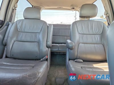 Zdjęcie 10 z 13 samochodu: 2003 HONDA ODYSSEY EXL VIN:5FNRL18033B126982 - miniatura