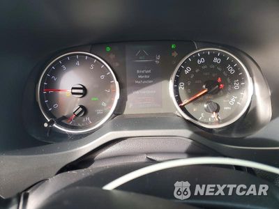 Zdjęcie 9 z 13 samochodu: 2019 TOYOTA RAV4 XLE VIN:JTMP1RFVXKD507549 - miniatura