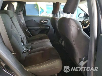 Zdjęcie 10 z 13 samochodu: 2015 JEEP CHEROKEE LATITUDE VIN:1C4PJMCB0FW714653 - miniatura