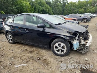 Czwarte zdjęcie samochodu z boku: 2012 TOYOTA PRIUS TWO VIN:JTDKN3DU3C1538084 - miniatura