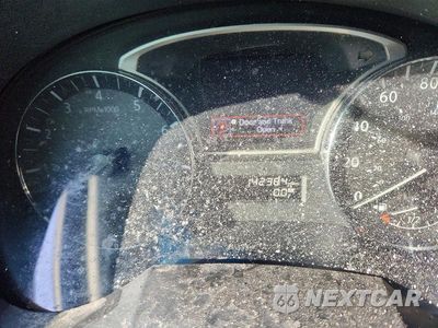 Zdjęcie 9 z 12 samochodu: 2015 NISSAN ALTIMA 2.5 S VIN:1N4AL3AP3FC439666 - miniatura