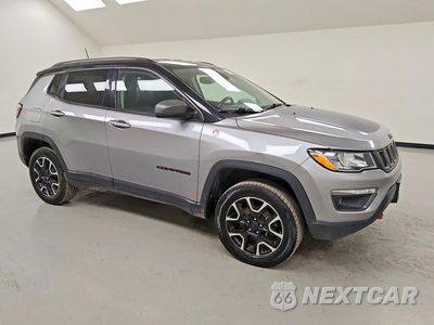 Czwarte zdjęcie samochodu z boku: 2019 JEEP COMPASS TRAILHAWK VIN:3C4NJDDB7KT817073 - miniatura