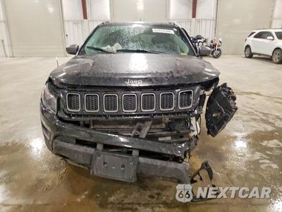 Piąte zdjęcie samochodu w środku: 2019 JEEP COMPASS TRAILHAWK VIN:3C4NJDDB8KT674635 - miniatura