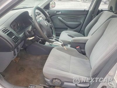 Zdjęcie 7 z 12 samochodu: 2005 HONDA CIVIC LX VIN:2HGES16575H622947 - miniatura