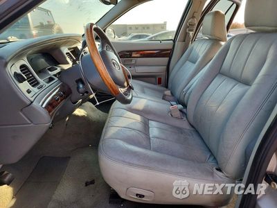 Zdjęcie 7 z 12 samochodu: 2004 MERCURY GRAND MARQUIS LS VIN:2MEFM75W04X657665 - miniatura
