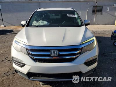 Piąte zdjęcie samochodu w środku: 2018 HONDA PILOT TOURING VIN:5FNYF5H93JB026970 - miniatura