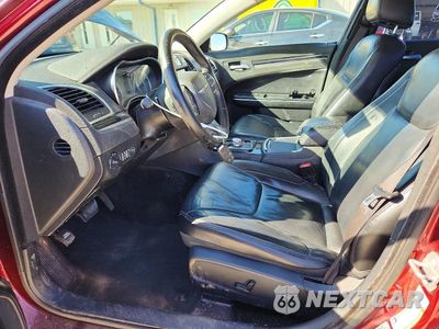 Zdjęcie 7 z 13 samochodu: 2017 CHRYSLER 300 LIMITED VIN:2C3CCAAG7HH542455 - miniatura