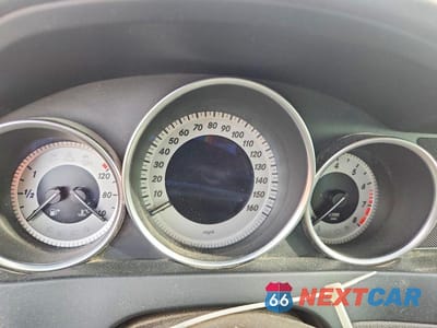 Zdjęcie 9 z 12 samochodu: 2012 MERCEDES-BENZ C 300 4MATIC VIN:WDDGF8BB1CR239525 - miniatura