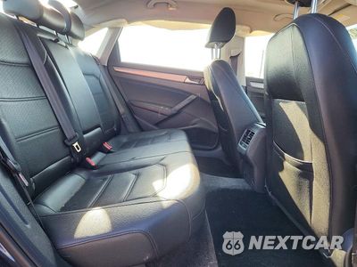 Zdjęcie 10 z 13 samochodu: 2015 VOLKSWAGEN PASSAT SE VIN:1VWBV7A36FC091405 - miniatura