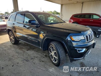 Czwarte zdjęcie samochodu z boku: 2018 JEEP GRAND CHEROKEE LIMITED VIN:1C4RJFBT0JC144016 - miniatura