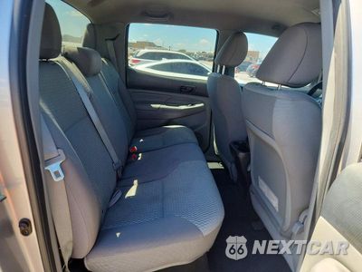 Zdjęcie 10 z 12 samochodu: 2015 TOYOTA TACOMA V6 VIN:5TFLU4EN1FX139440 - miniatura