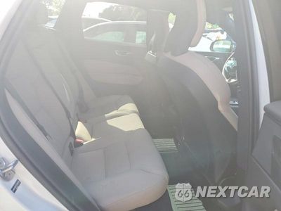 Zdjęcie 11 z 13 samochodu: 2026 VOLVO XC60 PLUS VIN:YV4M12RC1T1464594 - miniatura
