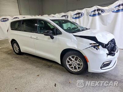 Czwarte zdjęcie samochodu z boku: 2025 CHRYSLER PACIFICA SELECT VIN:2C4RC1BGXSR502408 - miniatura