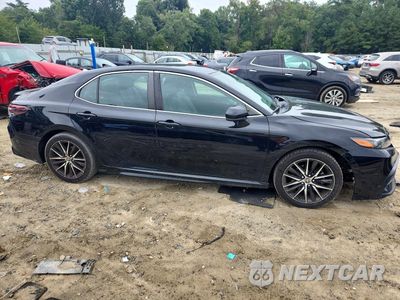 Czwarte zdjęcie samochodu z boku: 2021 TOYOTA CAMRY SE VIN:4T1G11AK8MU495706 - miniatura