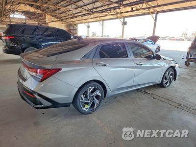 Trzecie zdjęcie samochodu z tyłu: 2025 HYUNDAI ELANTRA SEL VIN:KMHLS4DG4SU964131 - miniatura