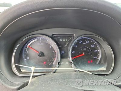 Zdjęcie 9 z 12 samochodu: 2018 NISSAN VERSA SV VIN:3N1CN7AP5JL848241 - miniatura