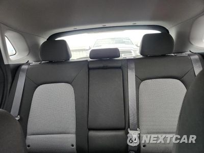 Zdjęcie 10 z 13 samochodu: 2020 HYUNDAI KONA SE VIN:KM8K12AAXLU593495 - miniatura