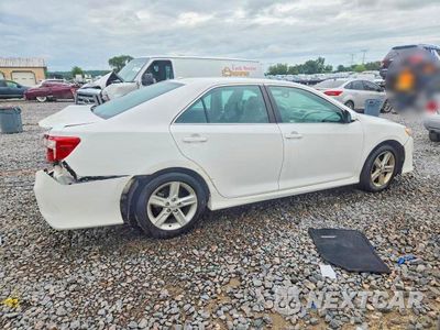 Trzecie zdjęcie samochodu z tyłu: 2014 TOYOTA CAMRY SE VIN:4T1BF1FK7EU861595 - miniatura